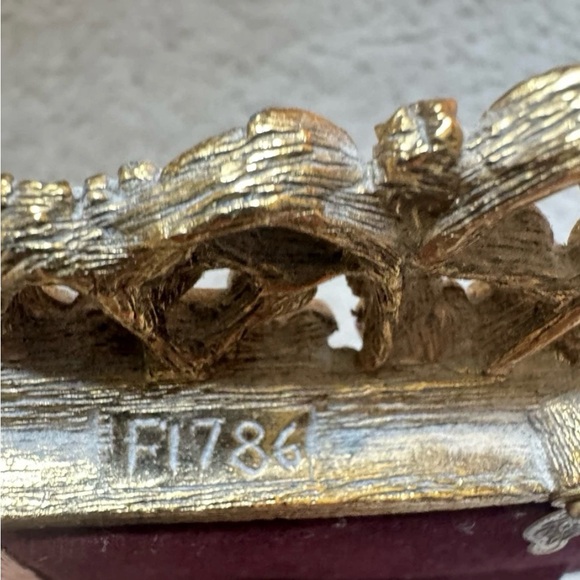 Matson Floral Gold tone Picture Frame hold 4x 3 photo - Picture 5 of 9